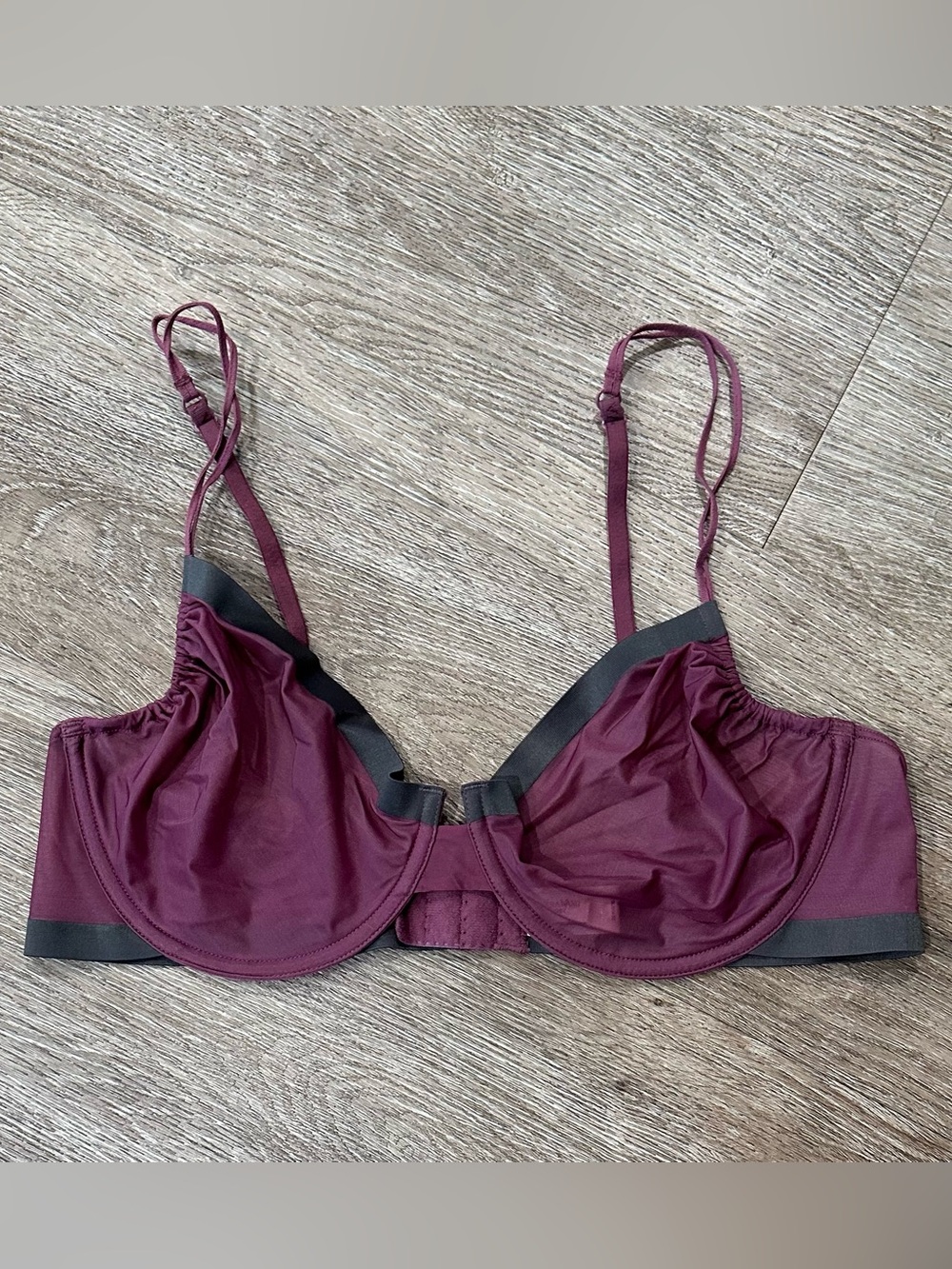 Vera Wang Underwire Bra